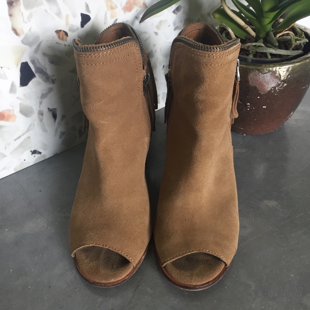 Dolce Vita - Promise Fringe Bootie - Picture 3 of 8